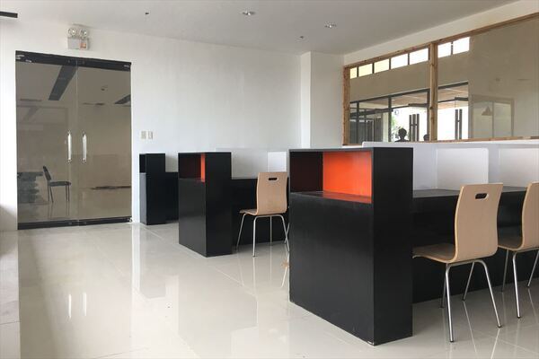 EV Academy Talamban校｜自習ブース
