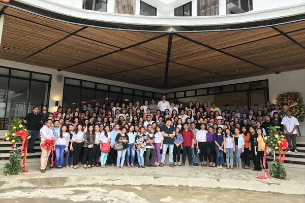 EV Academy Talamban校｜学生の集合写真