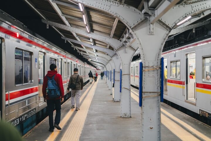 フィリピン経済を支えるOFWとは？海外出稼ぎ労働者の実態と光と影