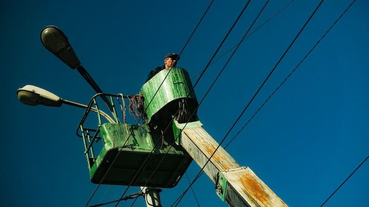 フィリピン経済を支えるOFWとは？海外出稼ぎ労働者の実態と光と影