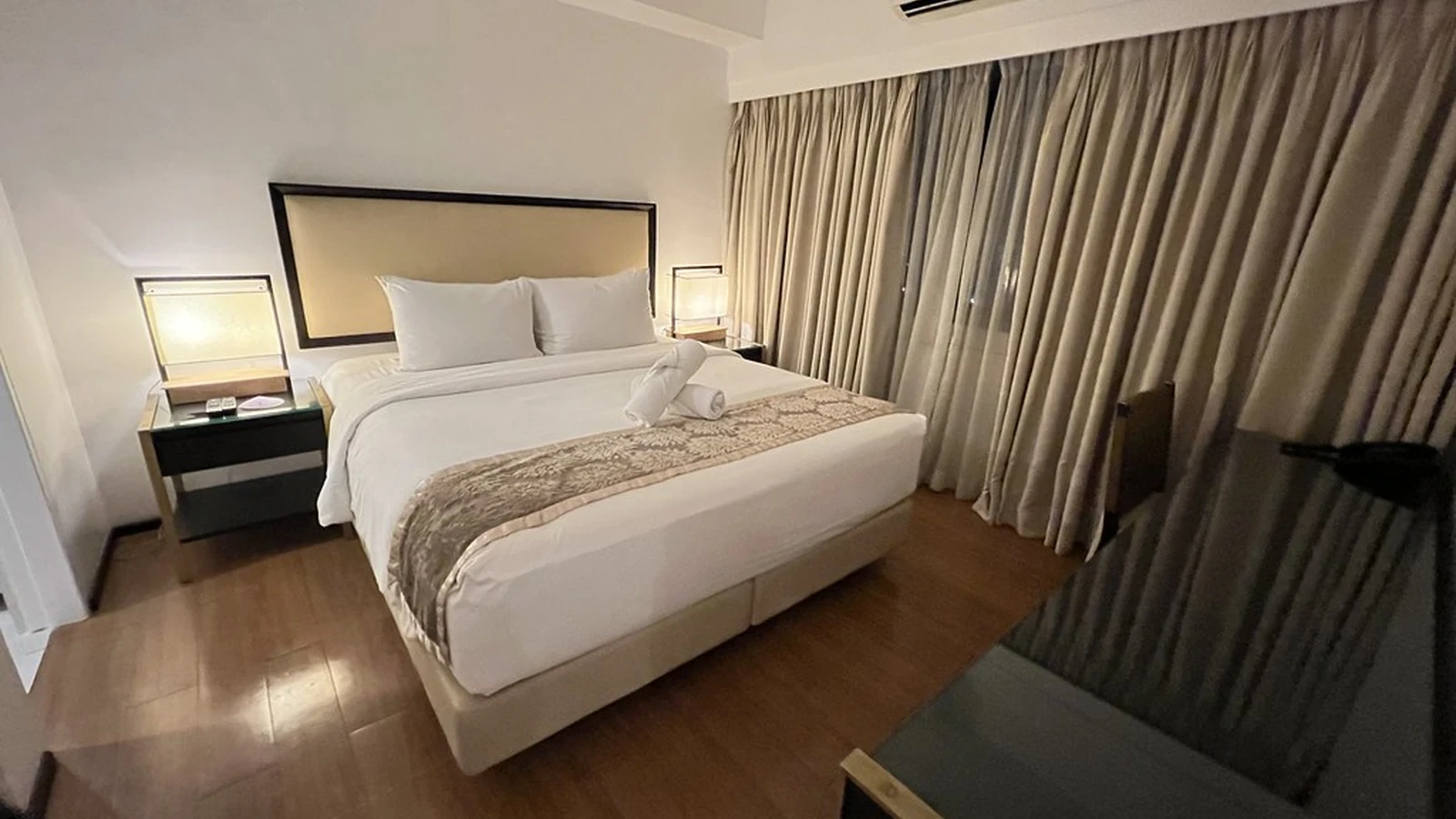 5.Quest Hotel & Conference Center Cebuを示すセブの写真