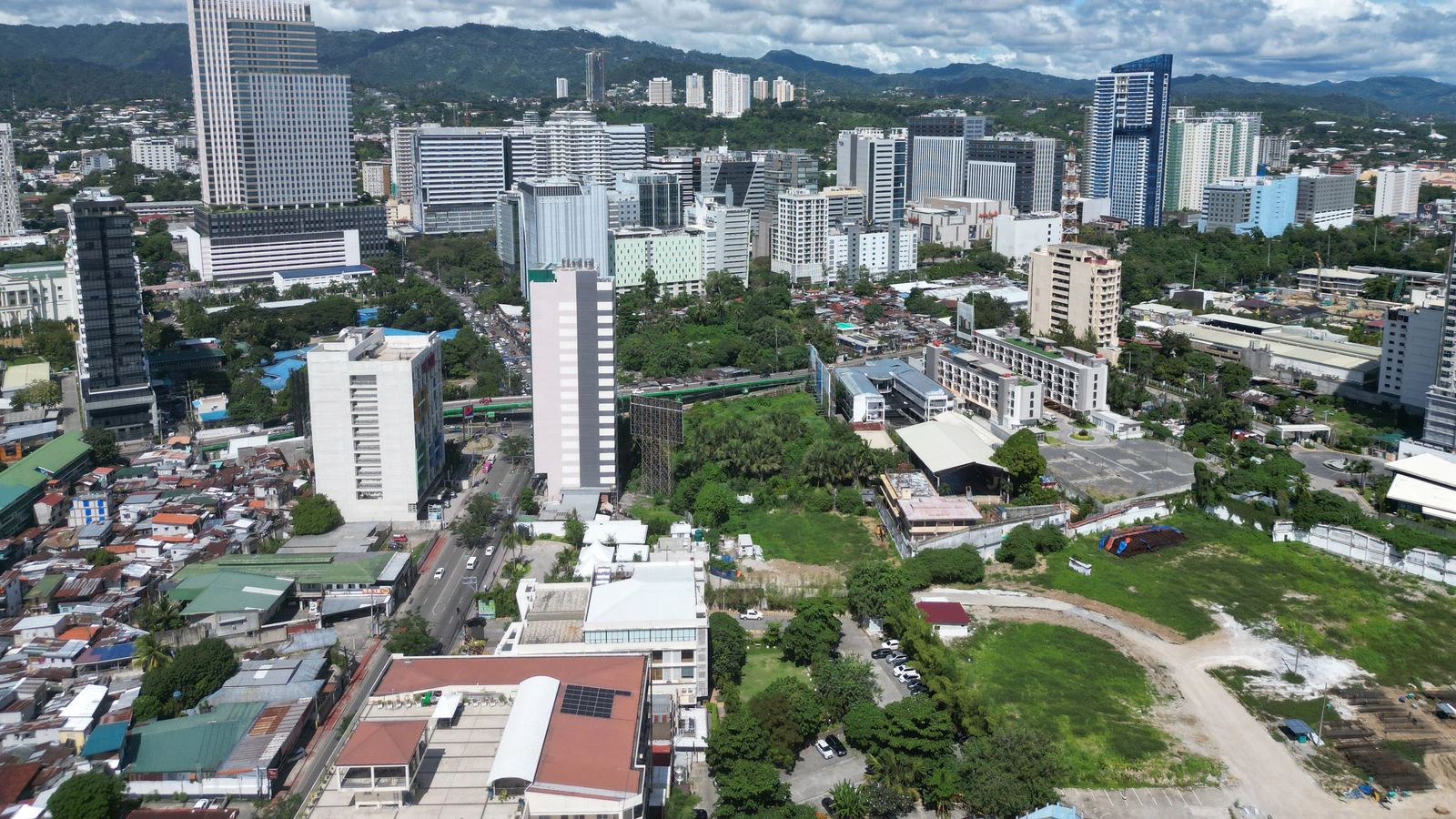 この記事で比較する「学校周辺の治安」を示す写真