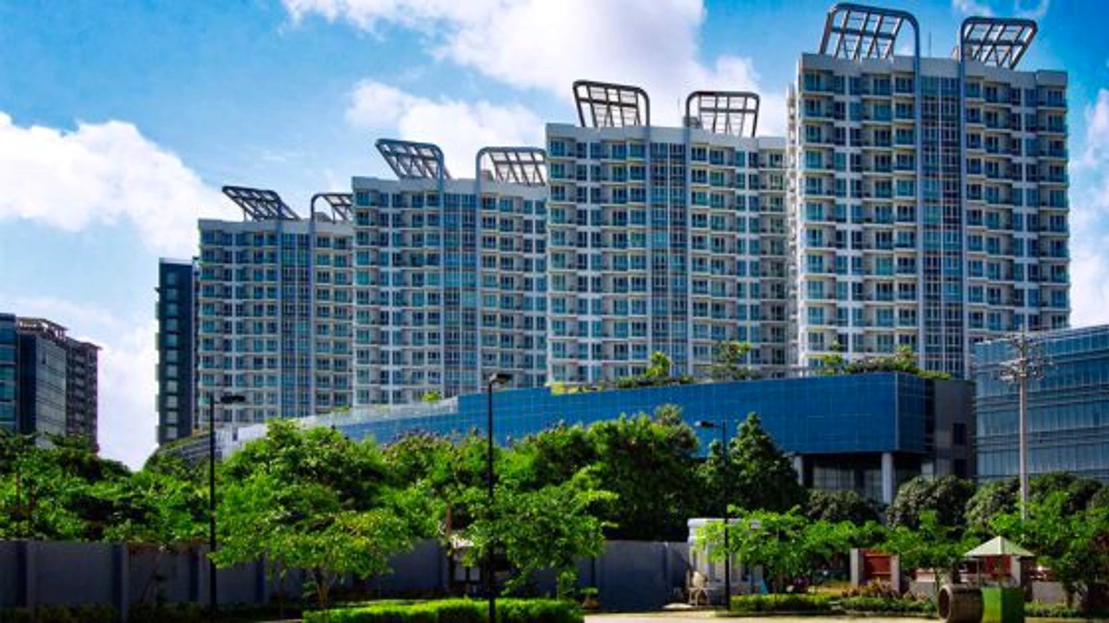 シャトルで利用するMactan Newtown