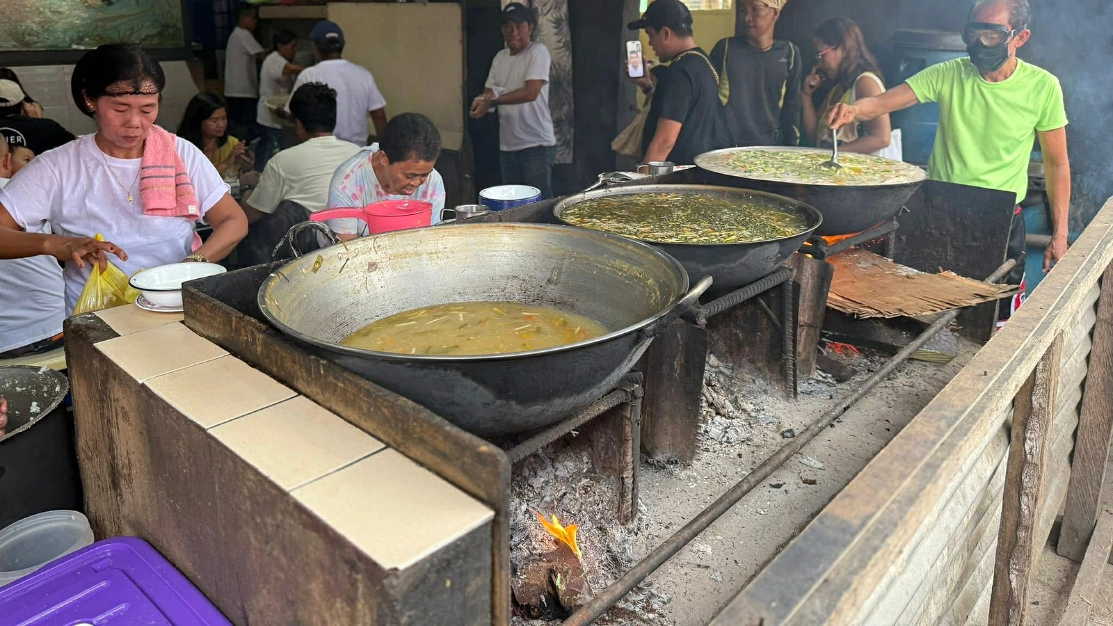 ローカル食堂カレンデリア