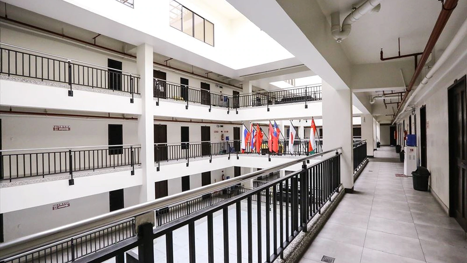 SMEAG Capital Campusの校内アトリウム