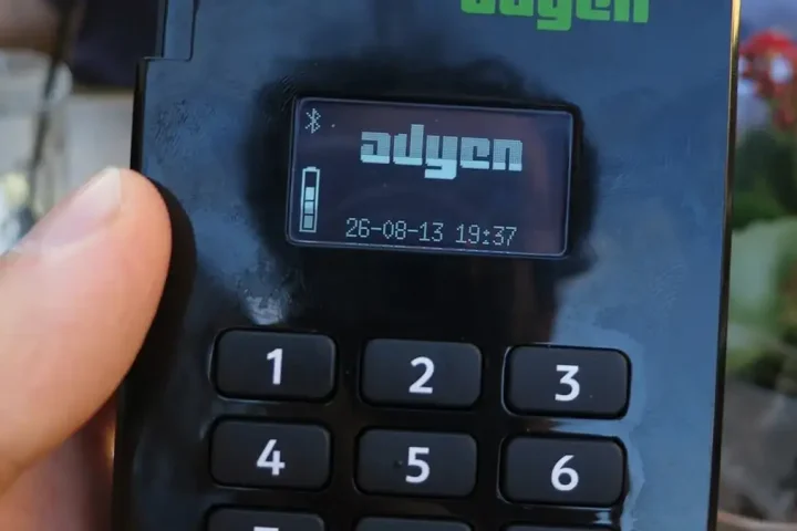 Card支払いに使うPayment Terminal