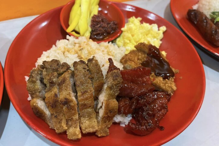 CebuのPak’s Silogの料理