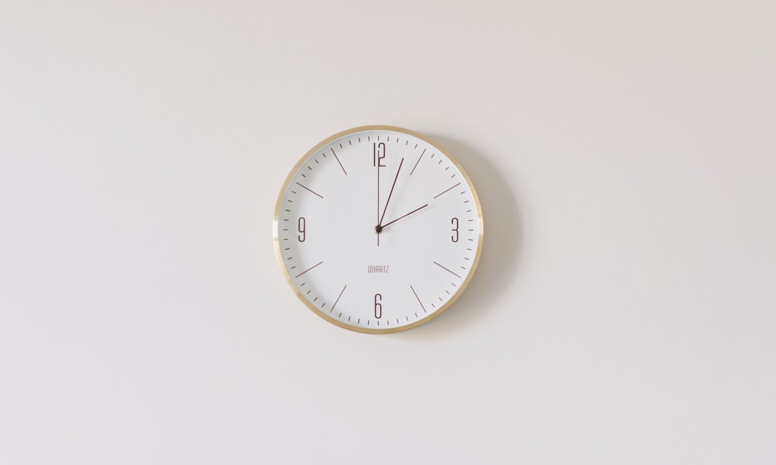 8コマ授業は本当に8時間？｜授業数・拘束時間・発話時間の違い