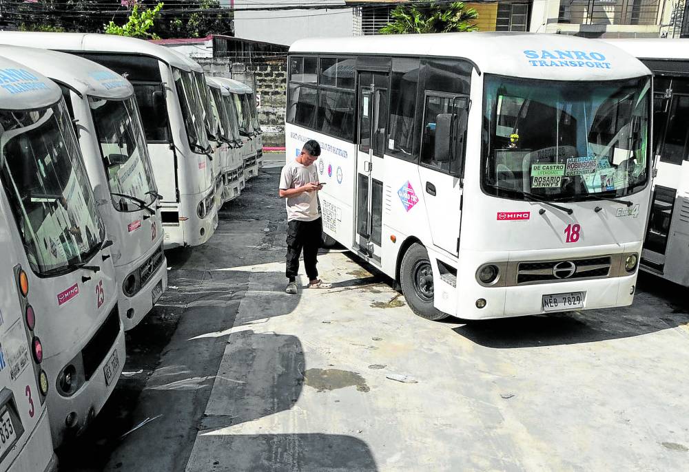 マクタン・セブ国際空港のModern Jeepney|T1・T2とLapu-Lapu公共市場を結ぶ交通案内