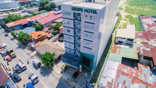 Leope Hotelの外観(上空から)