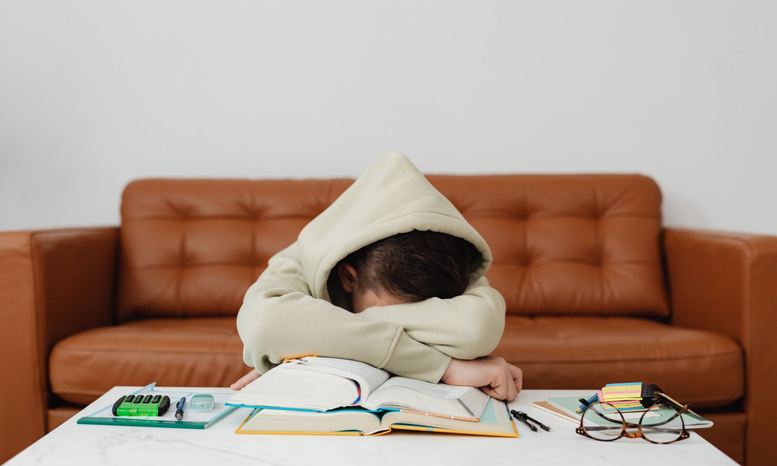 留学中、なぜ小さな選択だけで疲れる？