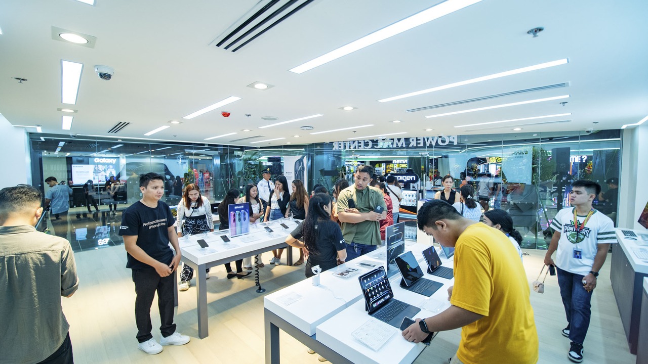 Cyberzone SM J Mall｜スマートフォン・PC・周辺機器の店舗を探す