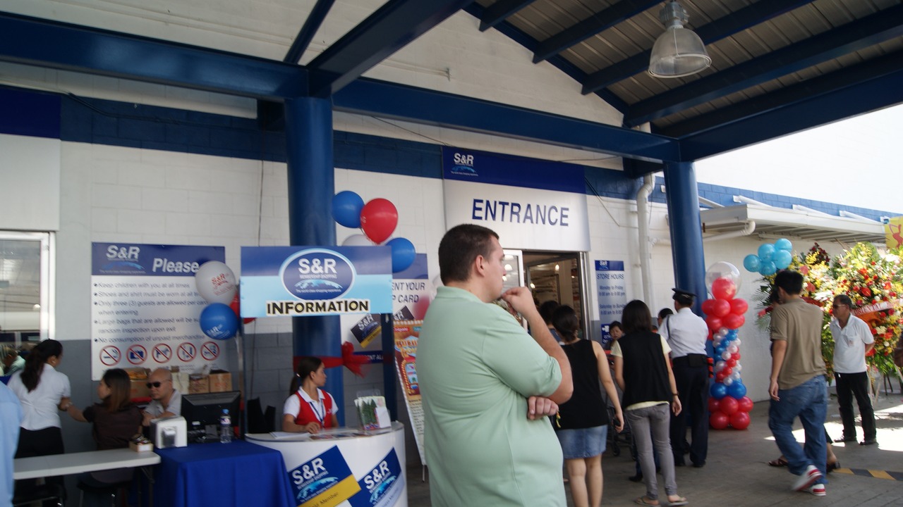 S&R Cebu倉庫店ガイド｜Mandaueの所在地・商品分野・フードサービスを確認する