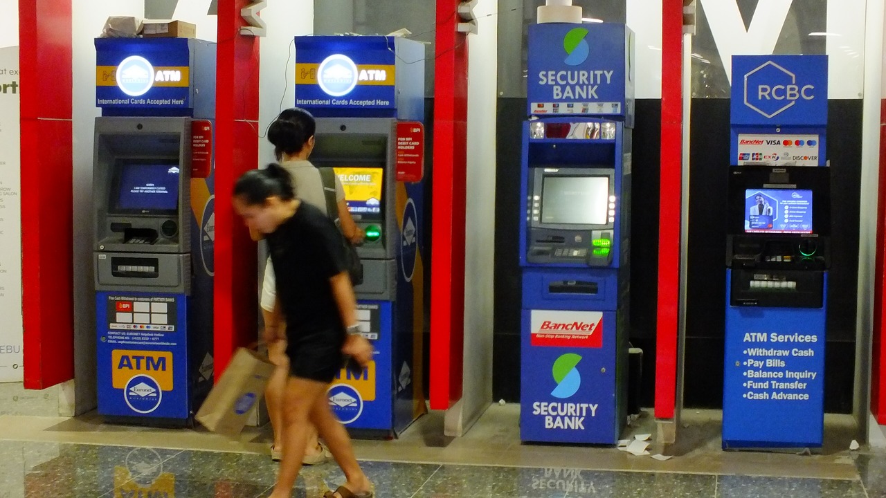SM City Cebuの銀行・ATM・支払い窓口｜現金引出し・請求書支払・送金で探す