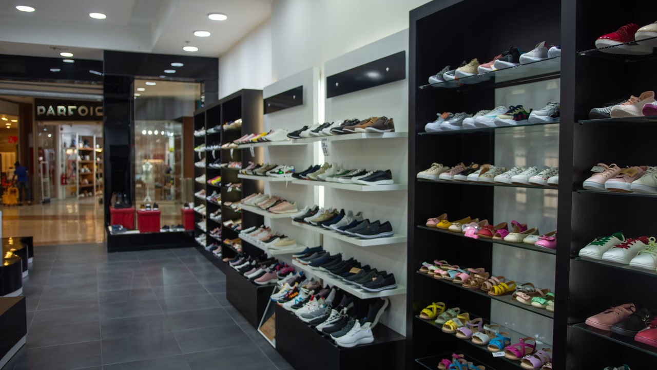 SM J Mallの衣料・シューズ店｜New Balance・Capital・Ever Newの使い分けを確認する