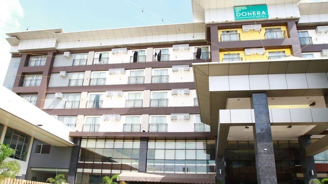 Dohera Hotel施設ガイド｜客室・プール・会議利用とA.C. Cortesの所在地を確認する