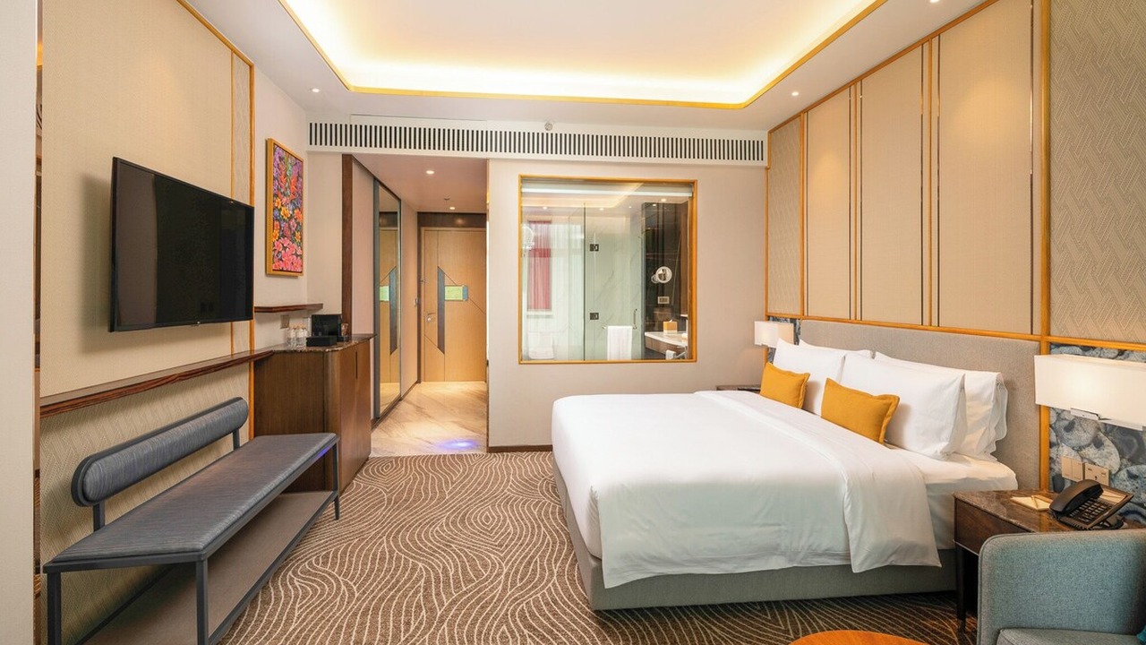 Fili HotelのDeluxe・Premiere Deluxe比較｜広さ・ベッド・眺望で選ぶ (1)を確認する
