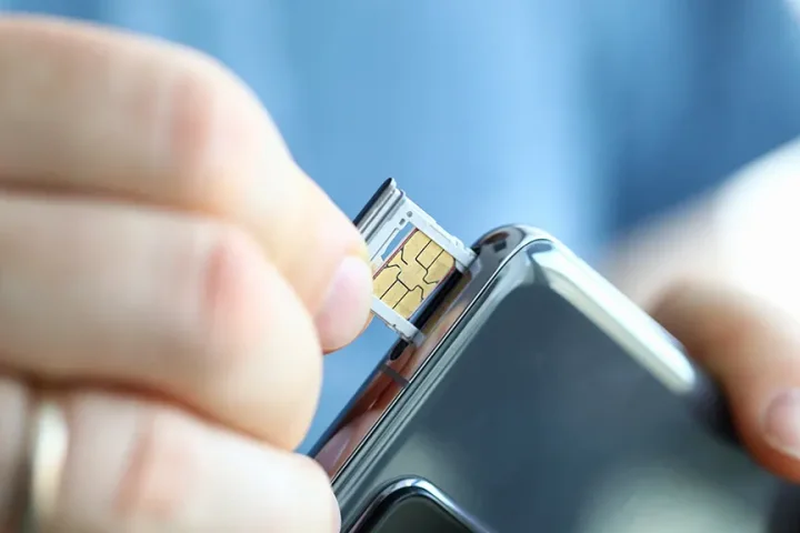 セブ島留学でスマホごとSIMをなくした。Globe・Smart・GCashは何時間で止められる？
