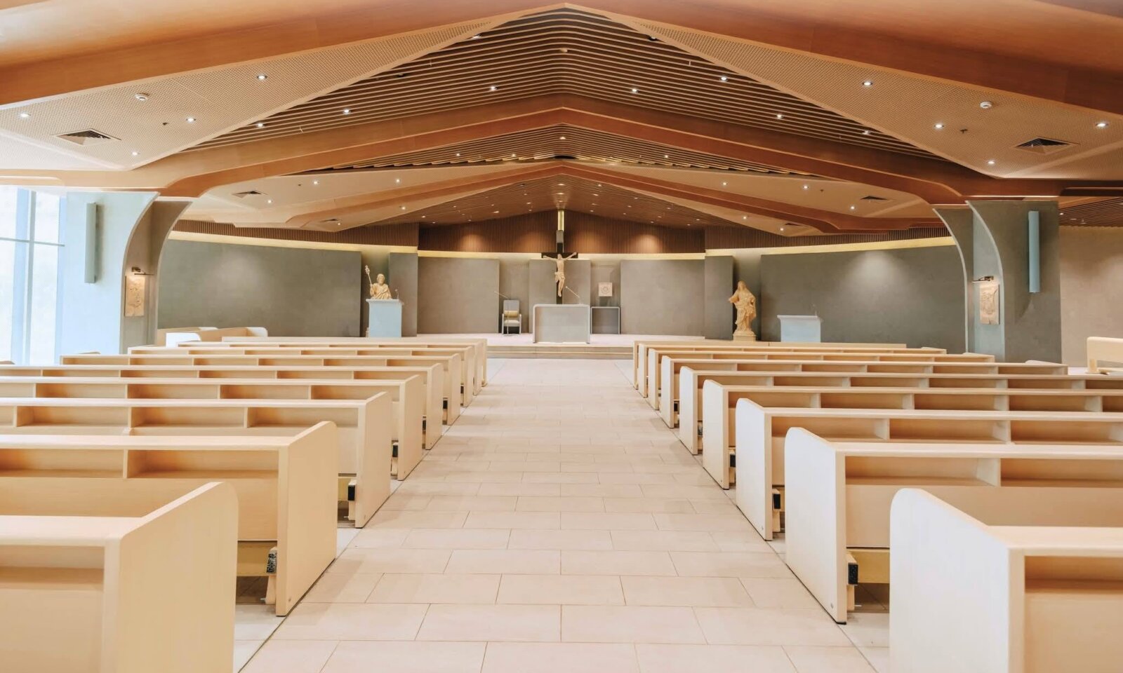SM City Cebuのチャペル|Our Lady of the Most Holy Rosaryの場所とミサ案内