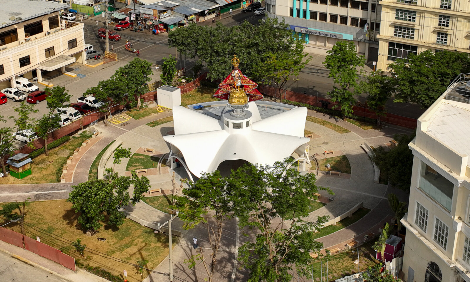 セブのSenior Citizens ParkとSanto Niño Chapel｜Carbonの礼拝堂と屋上の像を紹介する