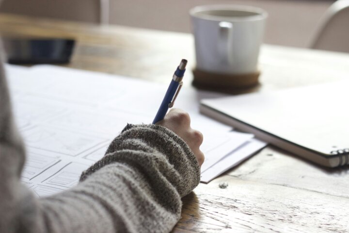 SSPと学生ビザ9(f)は何が違う？語学留学と大学留学の手続きを比較