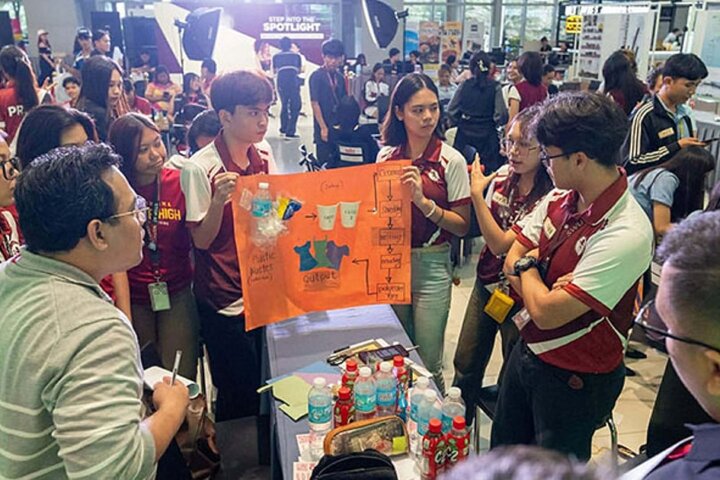 ホステルに泊まらなくても人と会える、セブの公開イベントを見つける方法