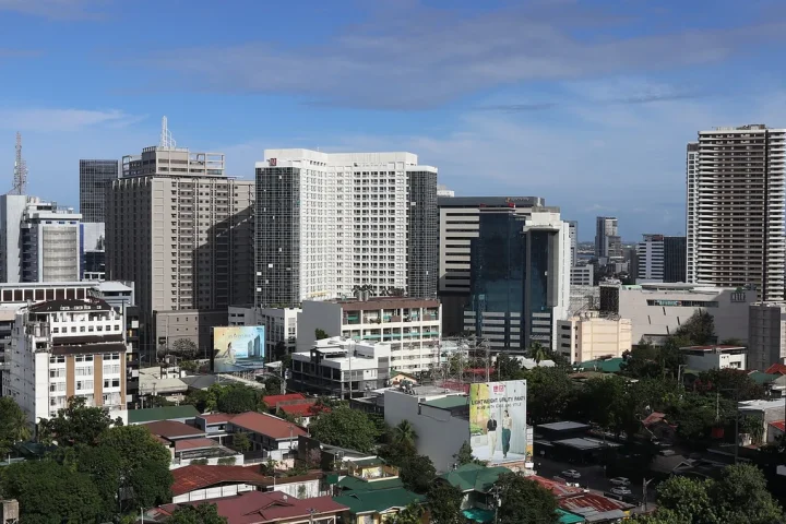 Cebu Business Park Office Building完全ガイド2026｜主要14棟をDeveloper・階数・PEZA・Gradeで一覧化
