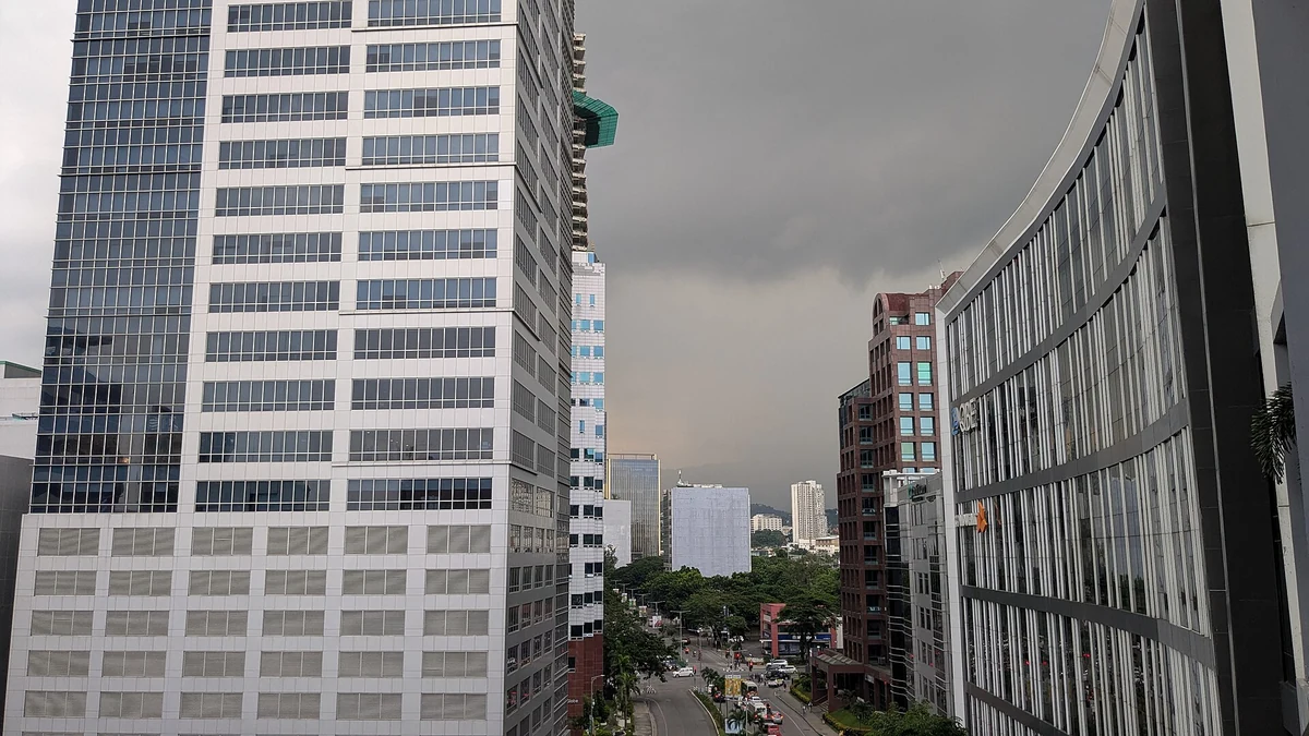 Samar Loop セブ・ビジネス・パーク｜Skyrise・Bank・Corporate Officeが集まるLoop Street