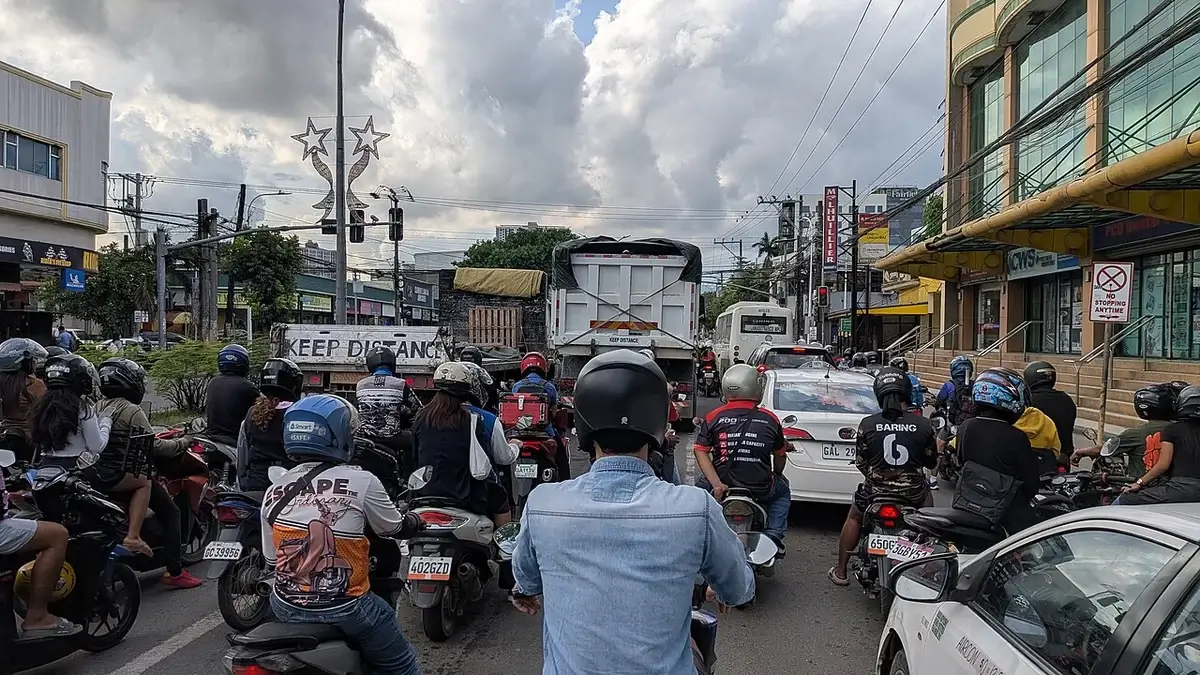 Mandaue Cityの道路と都市景観