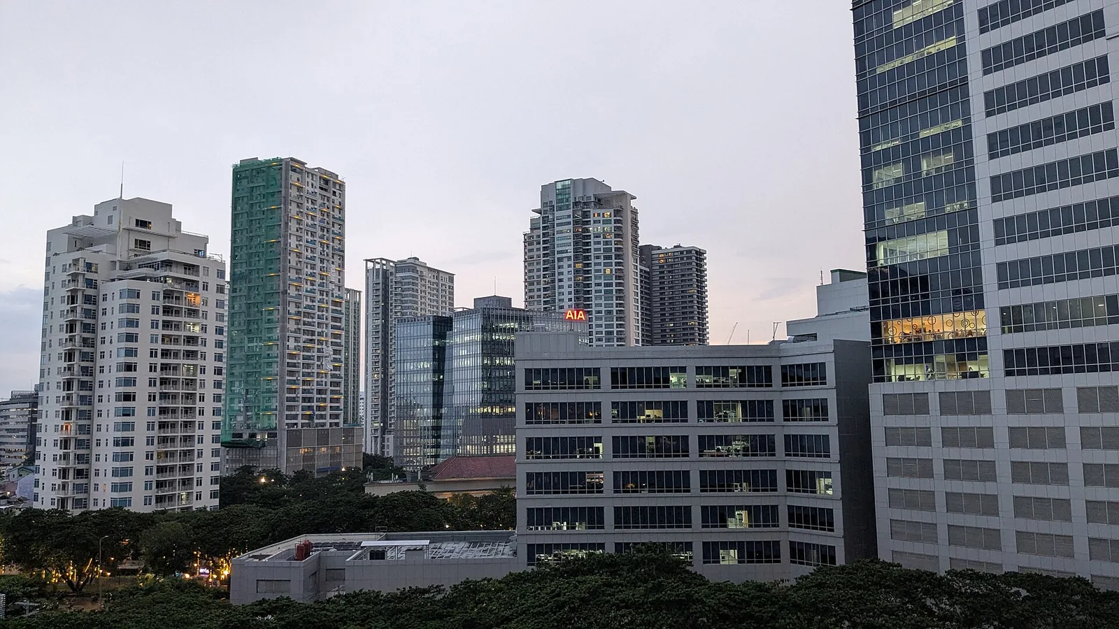 夕方のCebu Business Park