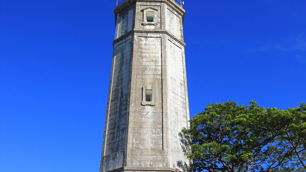 LiloanのBagacay Point Lighthouse