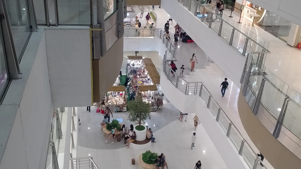 SM City Cebuの館内