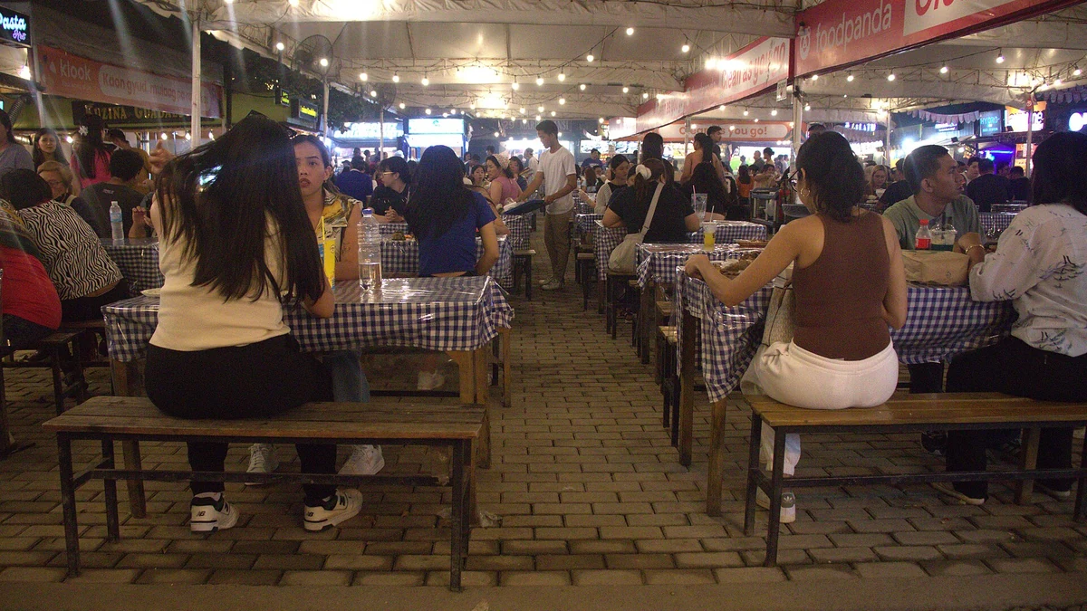 Sugbo Mercadoの飲食エリア