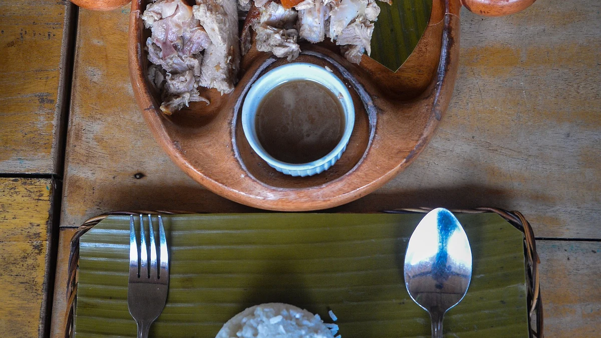 炭火で焼かれるCebu Lechon