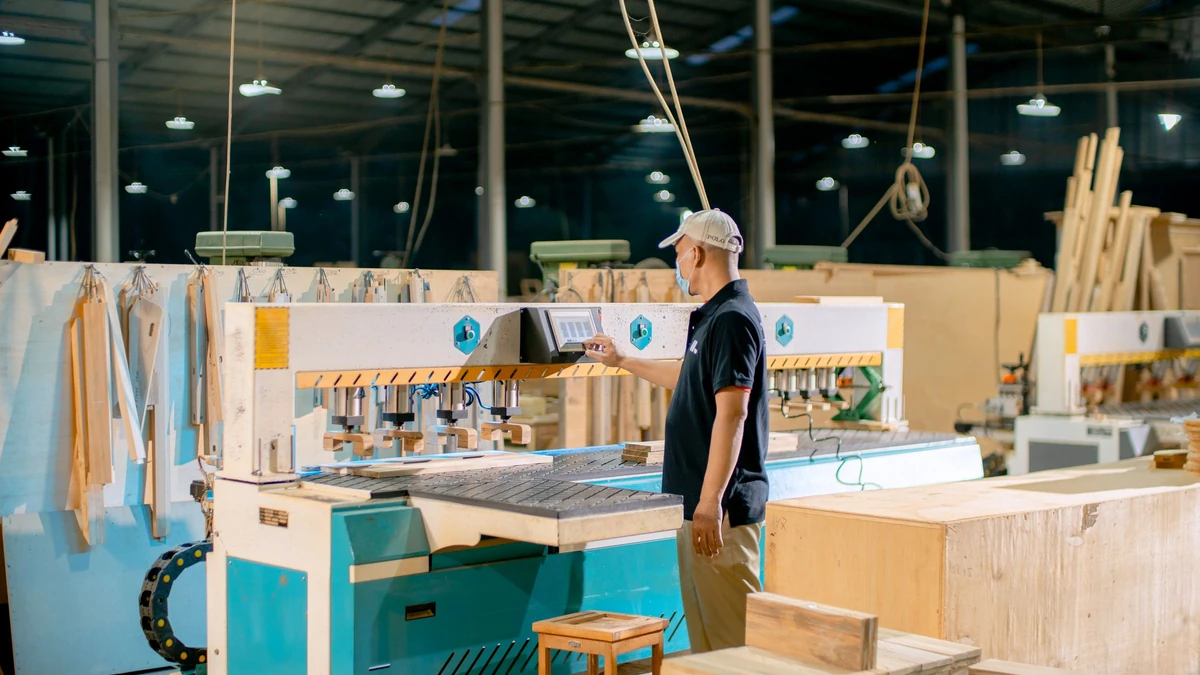 家具は一つのFactoryだけで完成しない