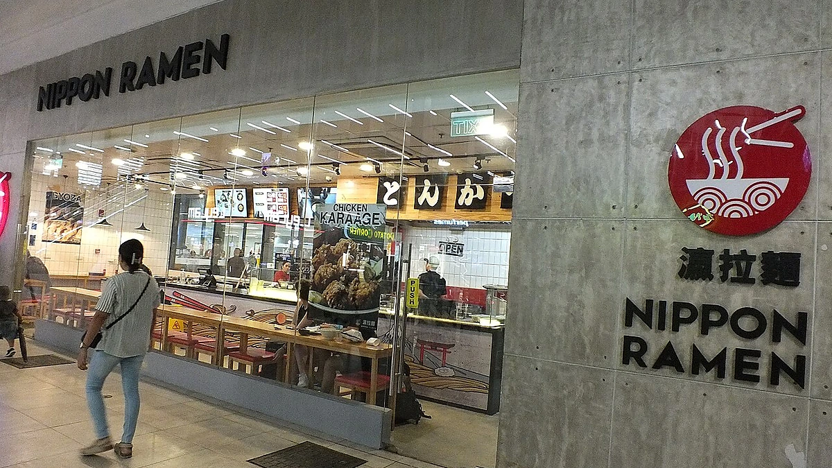 ラーメン店が入る飲食フロア