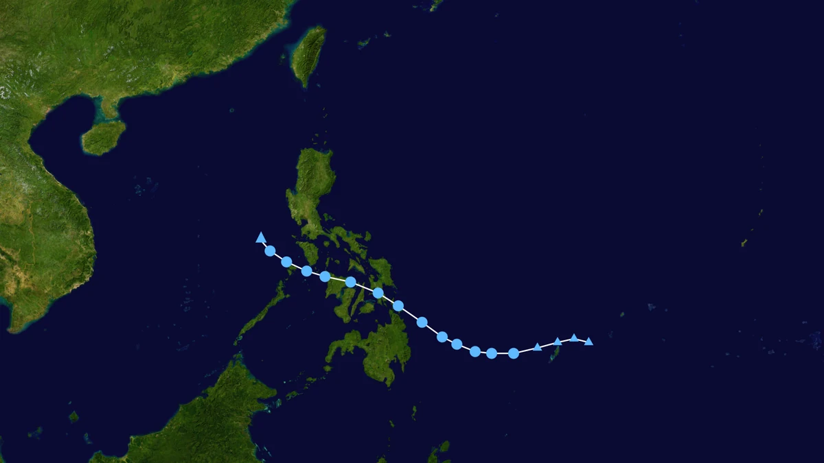 台風の進路を示す予報図