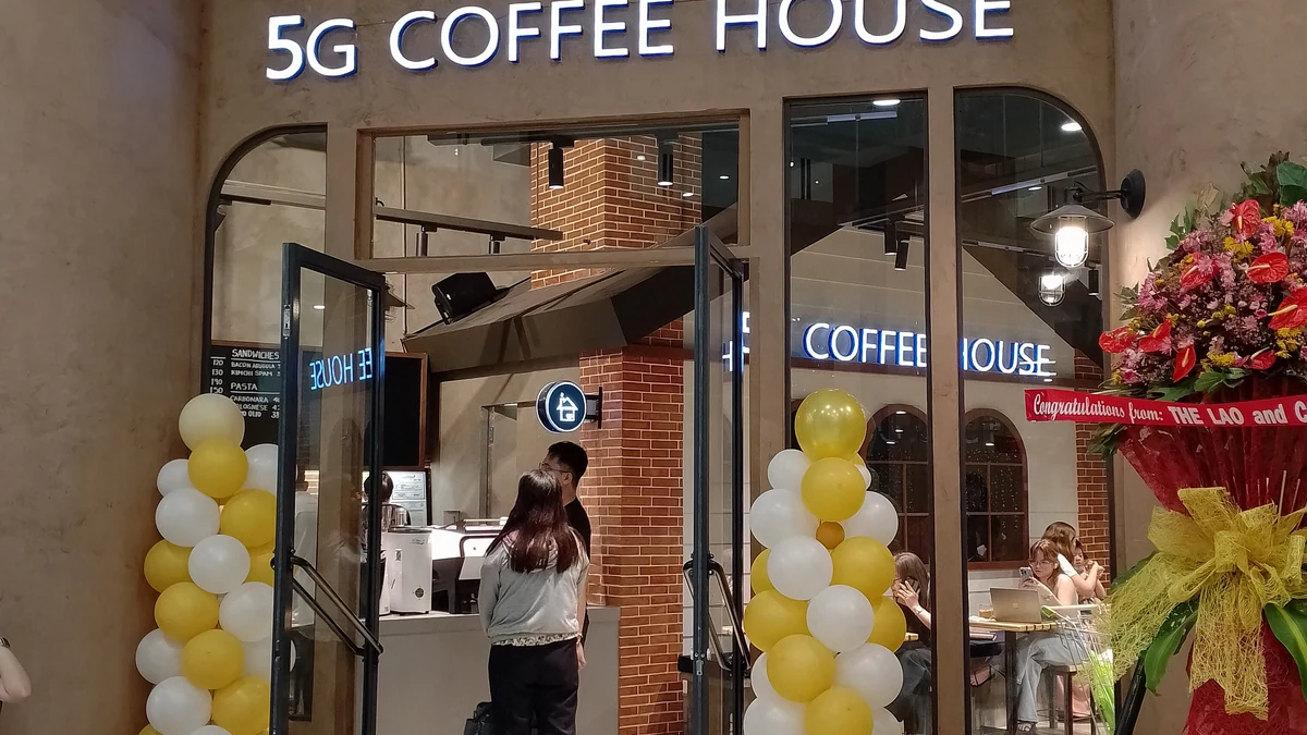 セブ市内にあるコーヒー店の店頭