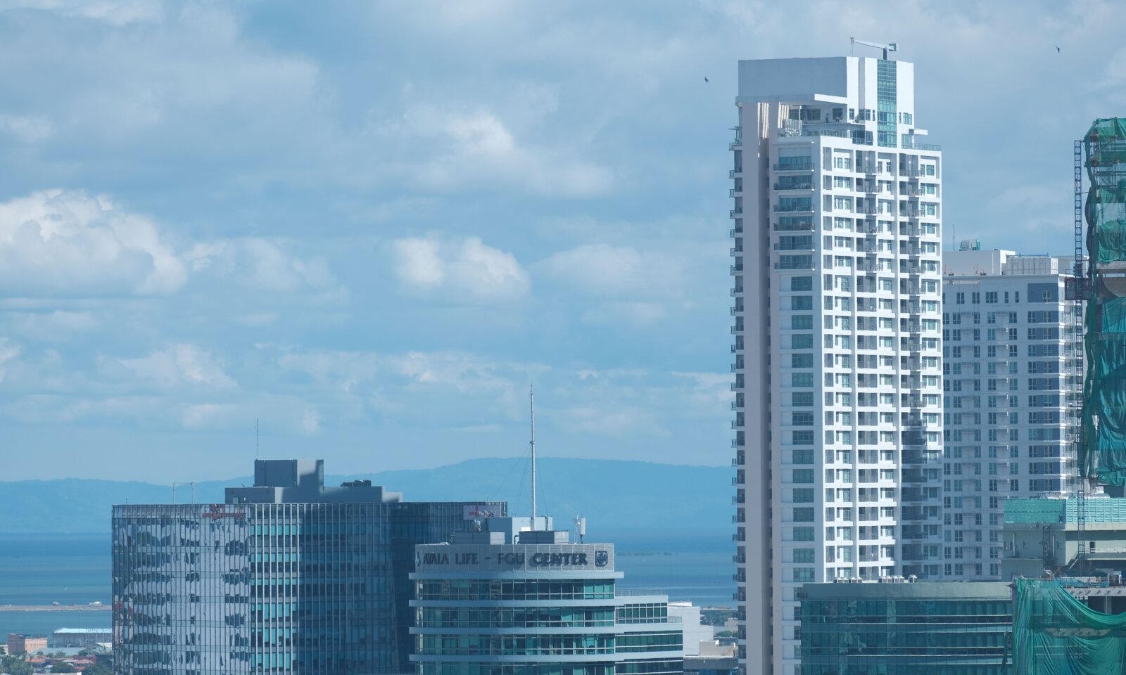 Pacific World Tower Mactan