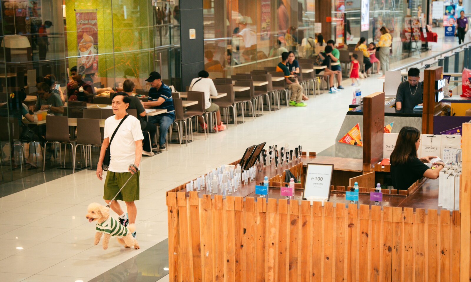 The Strip at NUSTARで食事をする｜セブ市SRPのLevel 1で店を探す