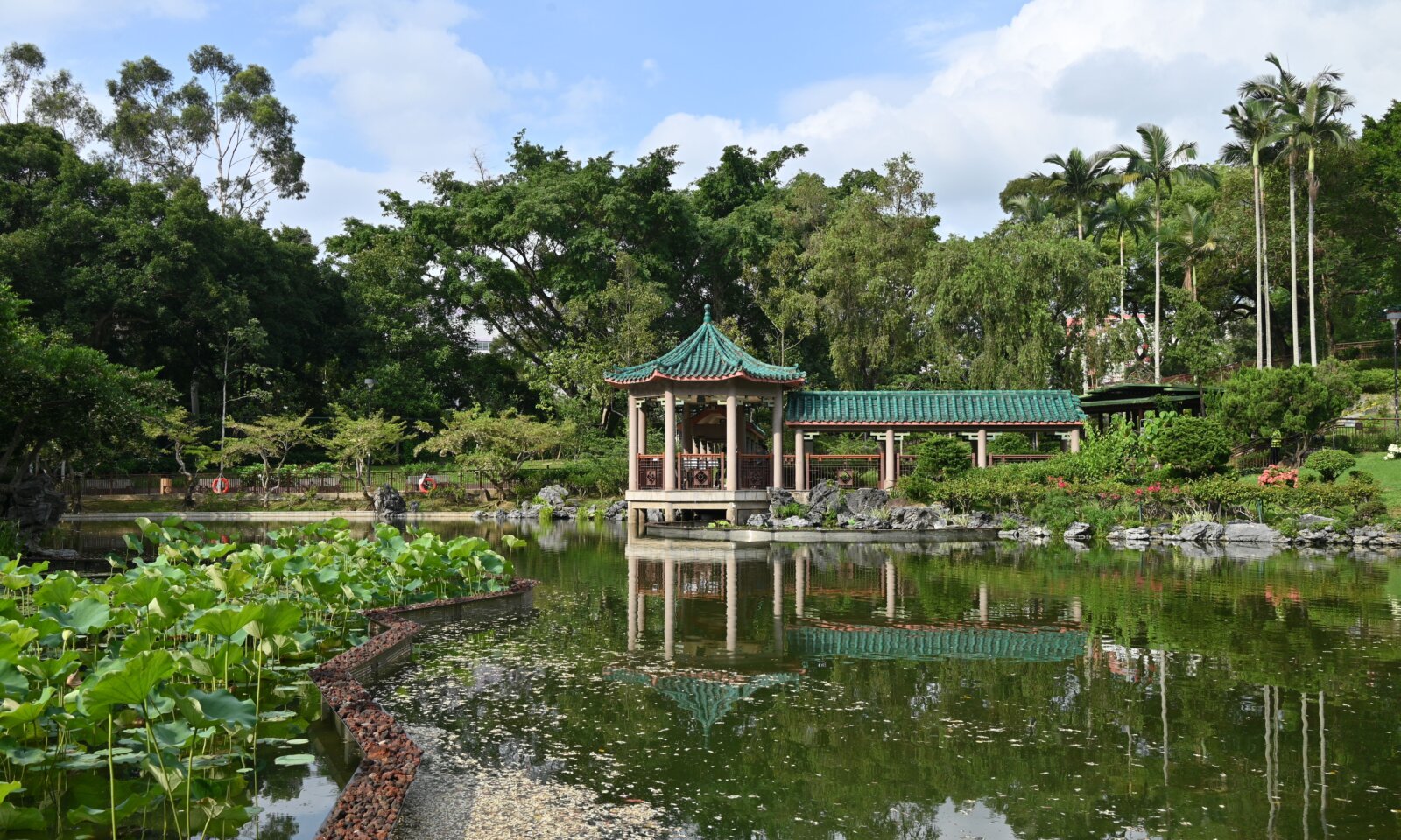 セブのMogambo Springs｜Plantation Bayのスパ施設と施術を紹介する