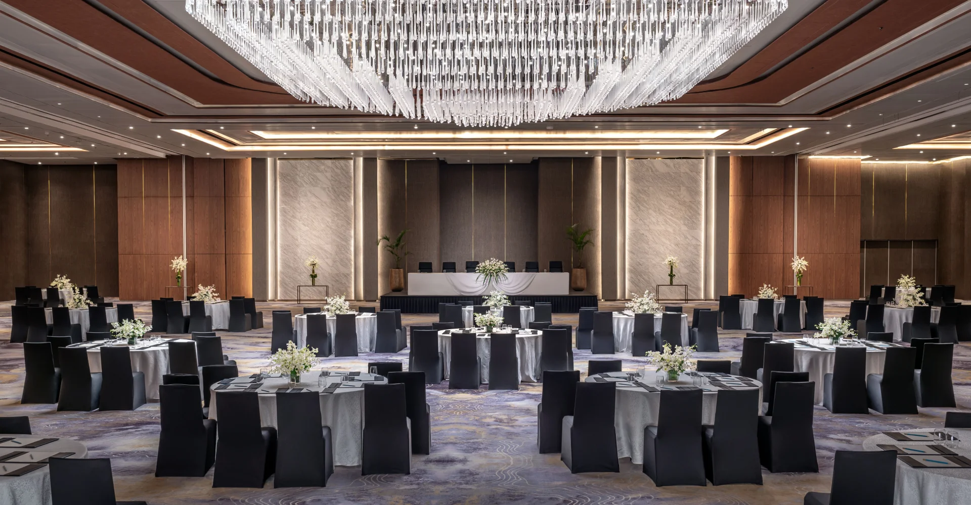 宿务Grand Summit NUSTAR何时开业?官方计划与Coming Soon标示整理|Grand Summit是NUSTAR内的第3家酒店计划