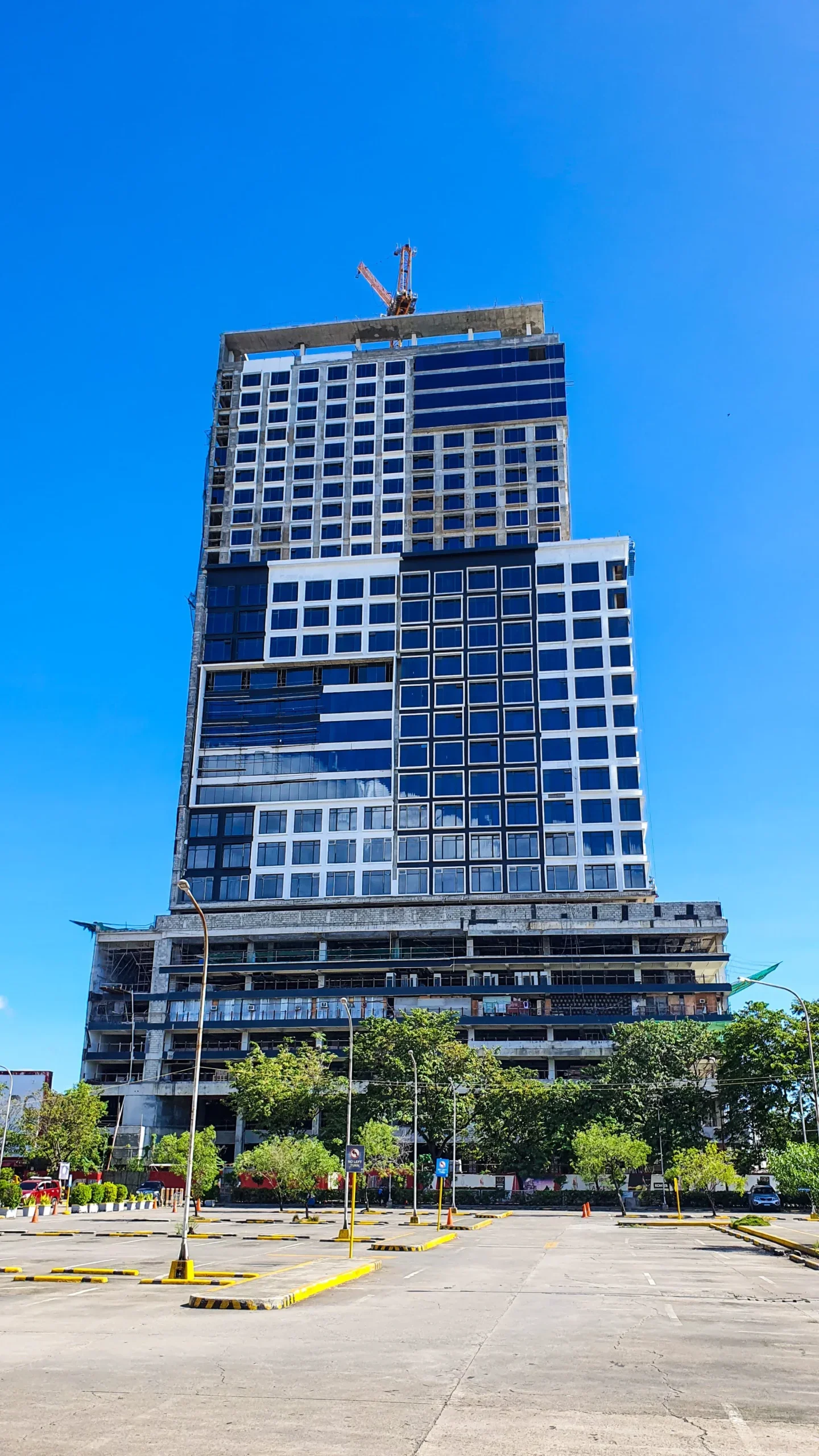 宿务Balamban的JVR Island in the Sky:住宿预订与当日游玩的区别|所在地以Gaas和Transcentral Highway为准