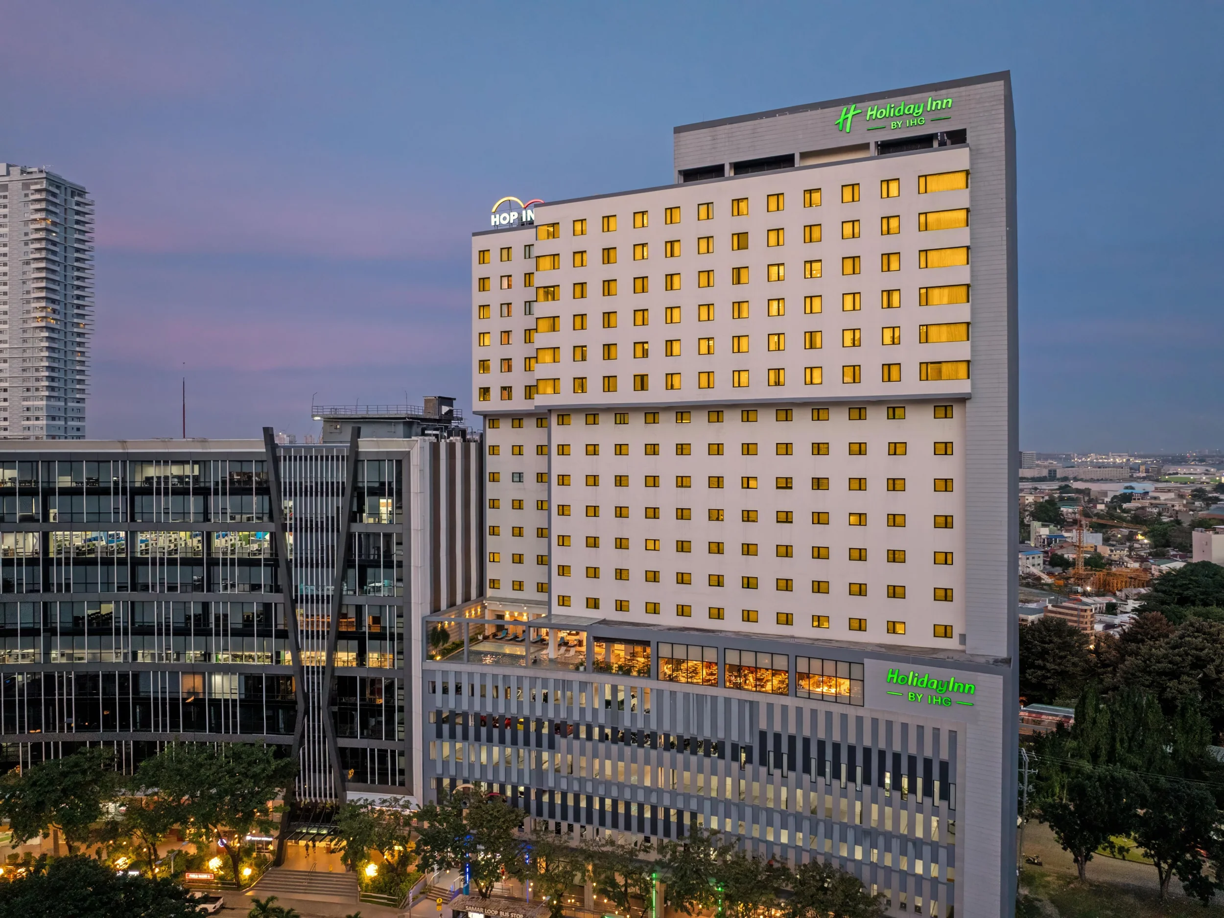 宿务Bayfront Hotel Cebu Capitol Site指南:普通客房与带小厨房客房的区别