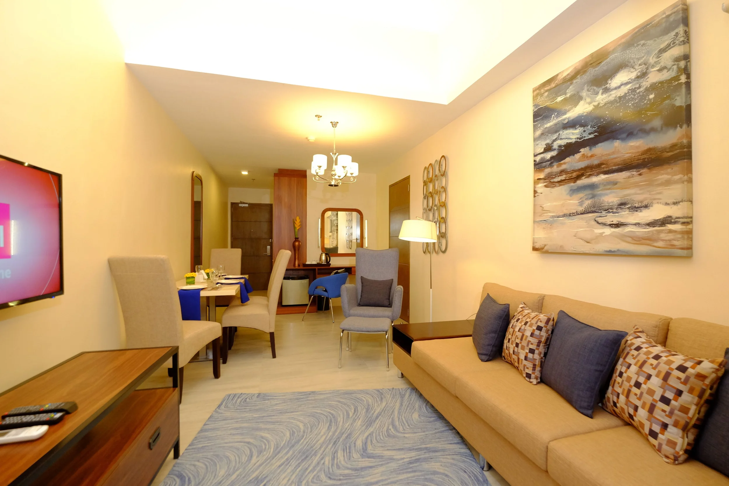 宿务市Escario Central Hotel与Cebu Grand Hotel:住在商业区的两个选择|把周边餐厅和酒店早餐分开考虑