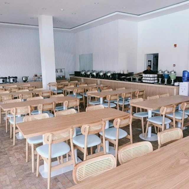 EV Academy La Merの食堂