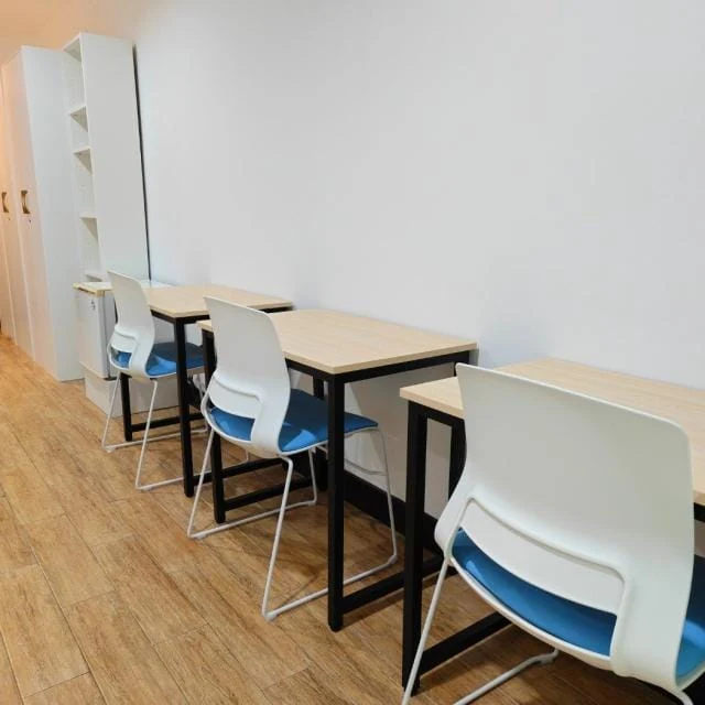 EV Academy La Merの自習スペース