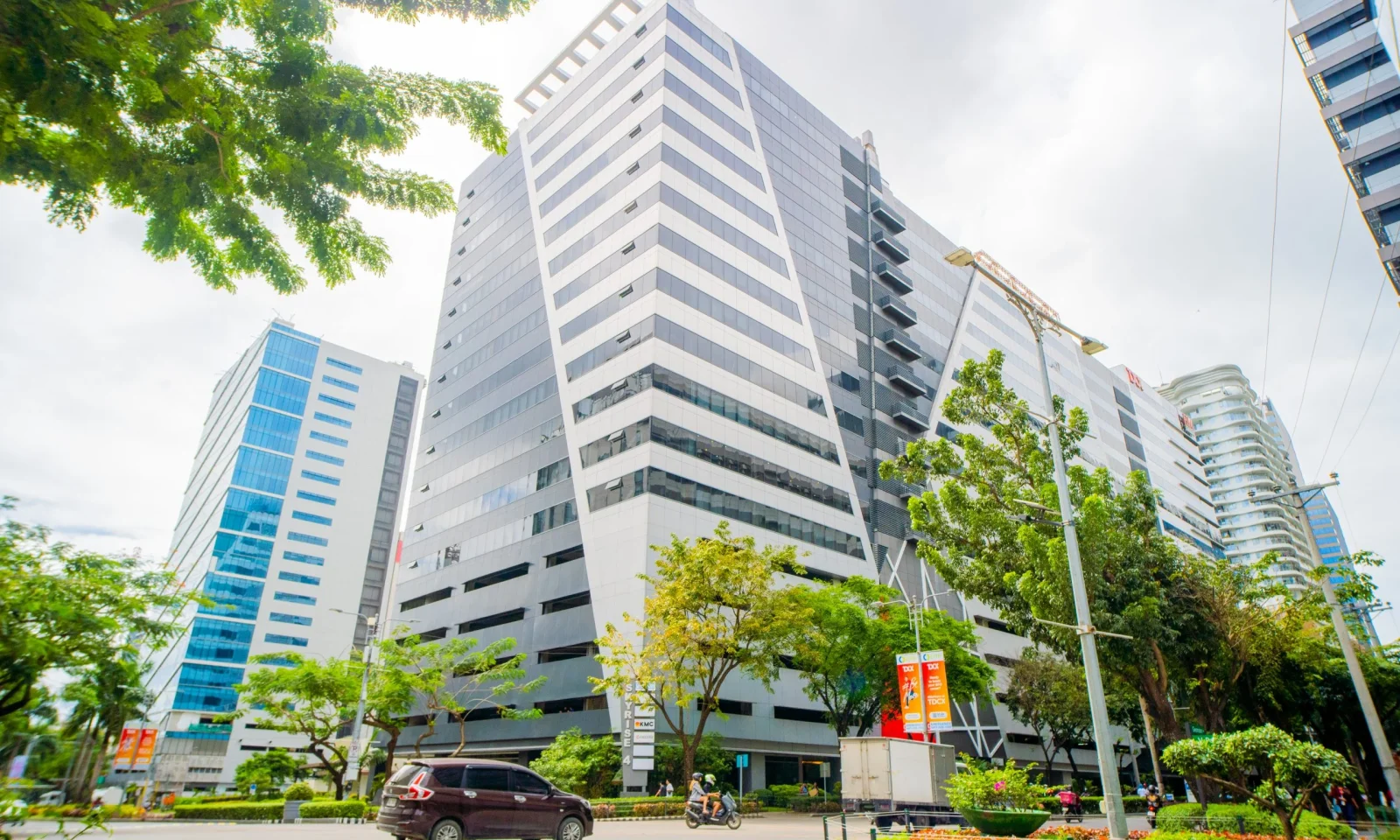 セブ島留学のGrab使い方|1週間の交通費、捕まらない時の順番、バイクタクシー・直通バスと比較【2026年版】