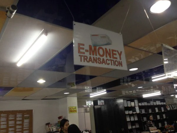 SMEAG Capital校の校内の売店まわり