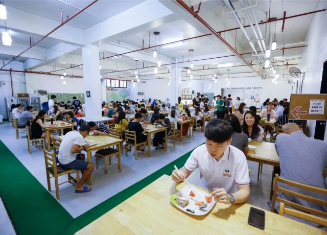 SMEAG Capital校の食堂